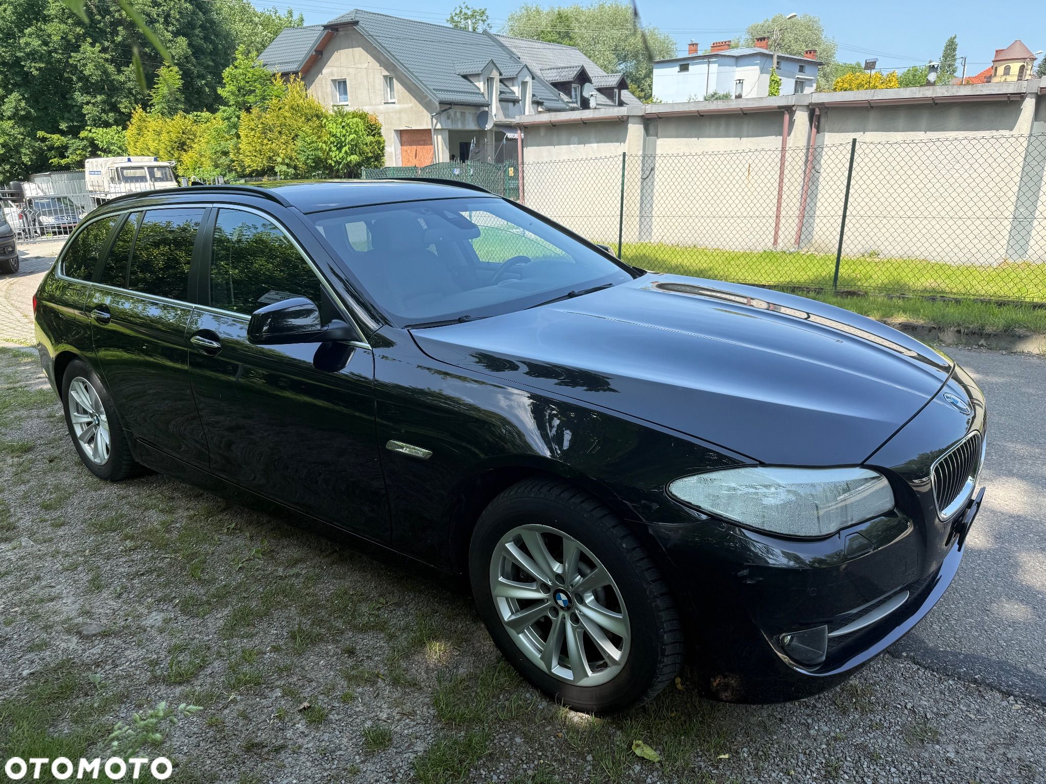 BMW Seria 5 528i xDrive Touring Sport-Aut Luxury Line - 1