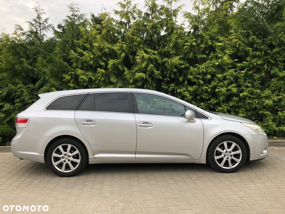 Toyota Avensis 2.0 D-4D Sol plus - 2