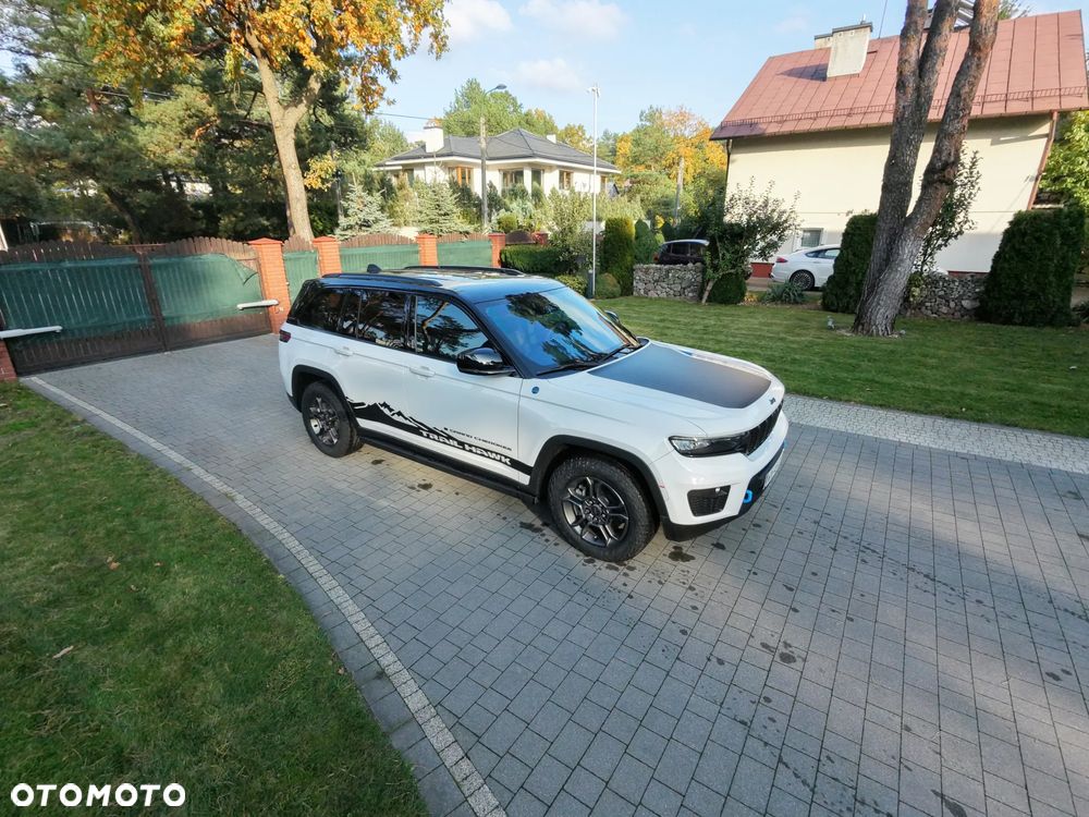 Jeep Grand Cherokee 2024 photo 2