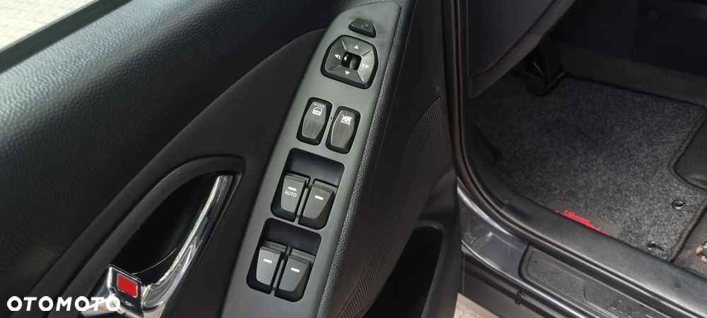 Hyundai ix35 2.0 4WD Automatik Premium - 14