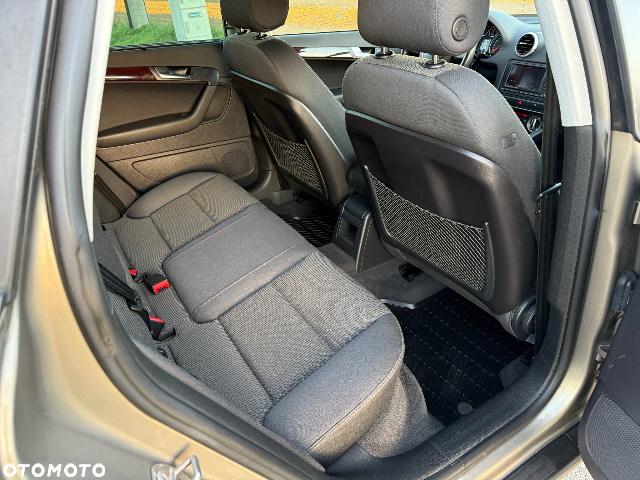 Audi A3 Sportback 1.8 TFSI Attraction - 7