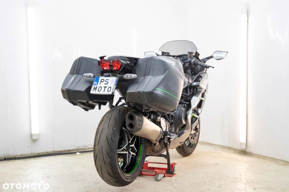 Kawasaki Ninja H2 SX - 6