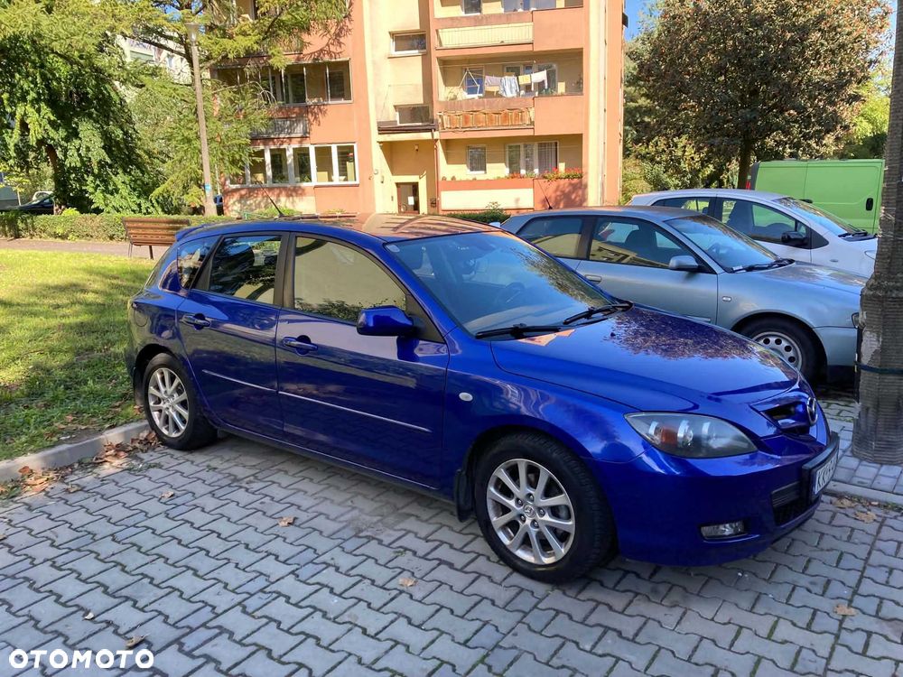 Mazda 323 - 2