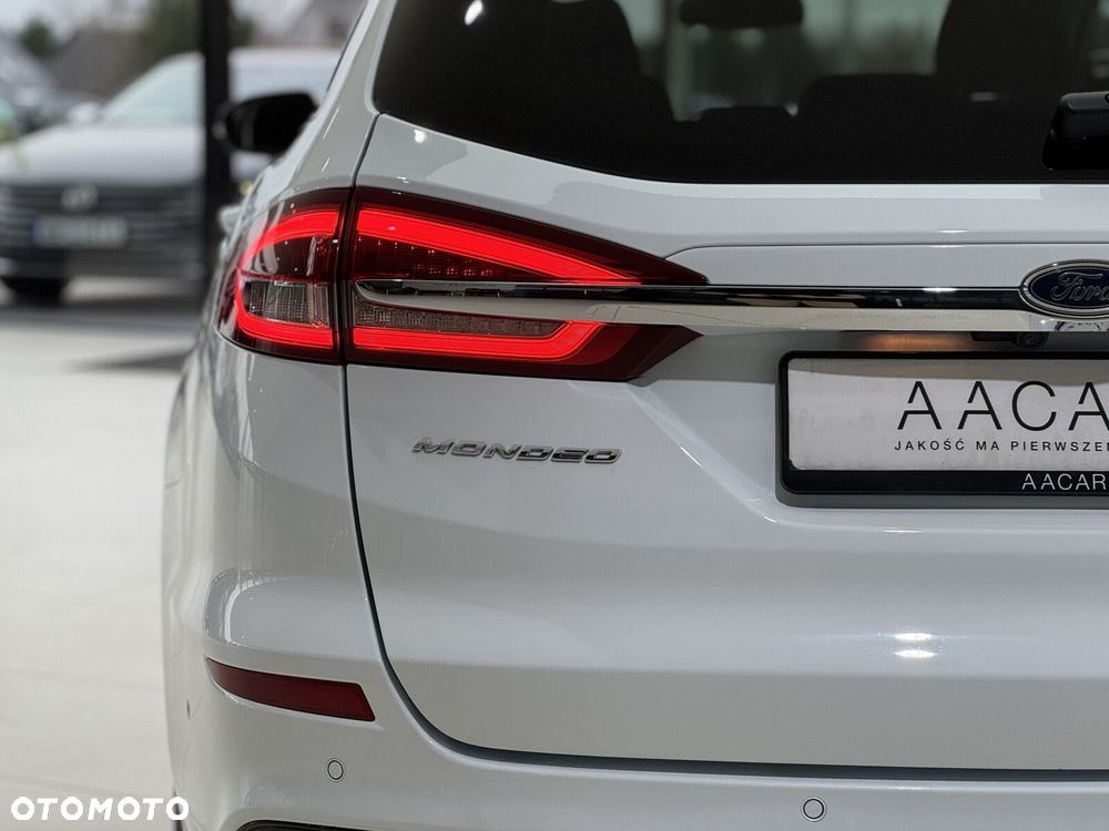 Ford Mondeo - 39