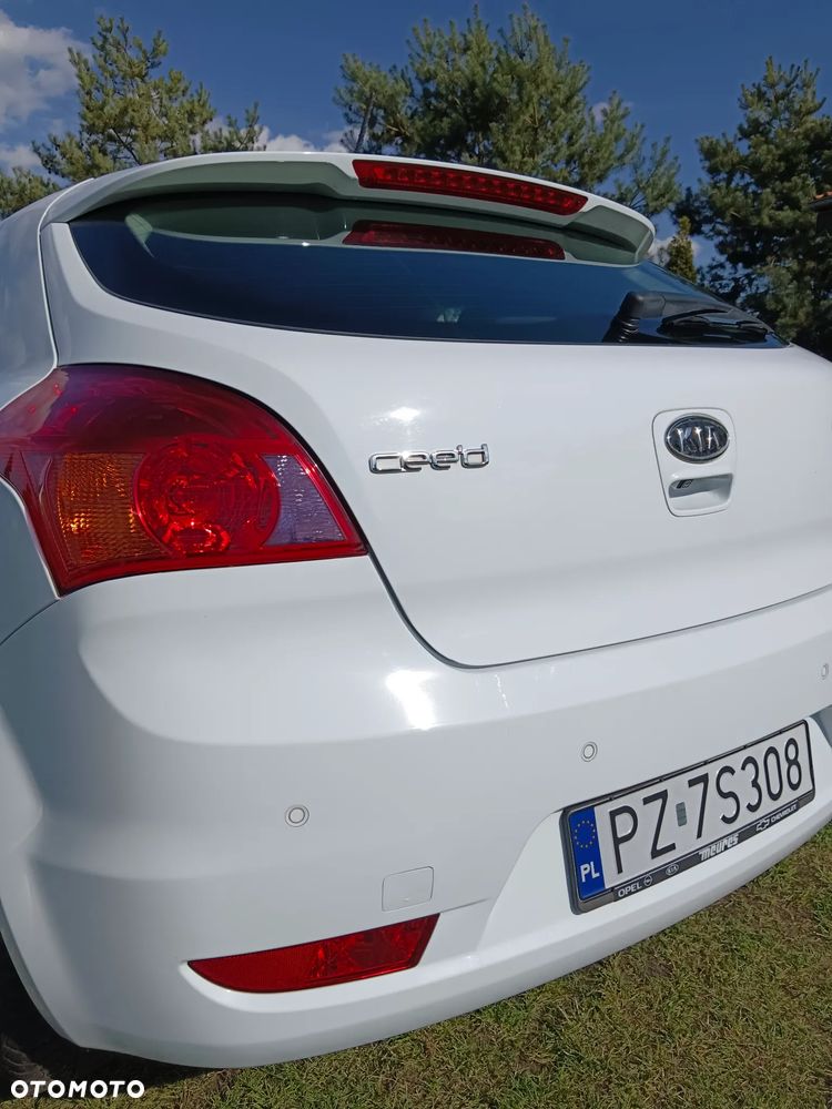 Kia Ceed 1.4 Comfort + - 38