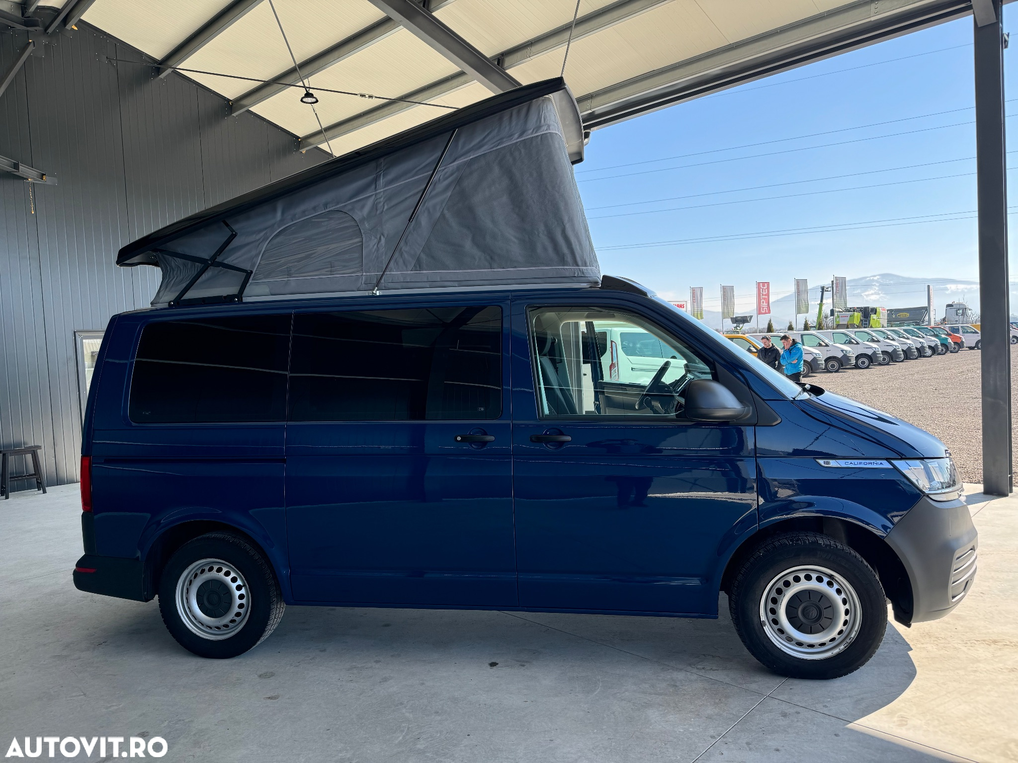 Volkswagen California - 11