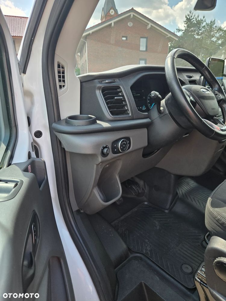 Ford Transit - 22