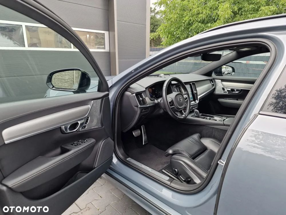 Volvo V90 T8 AWD Plug-In Hybrid R-Design - 16