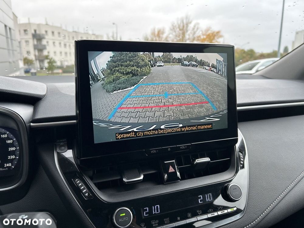 Toyota Corolla 1.8 Hybrid Comfort - 18