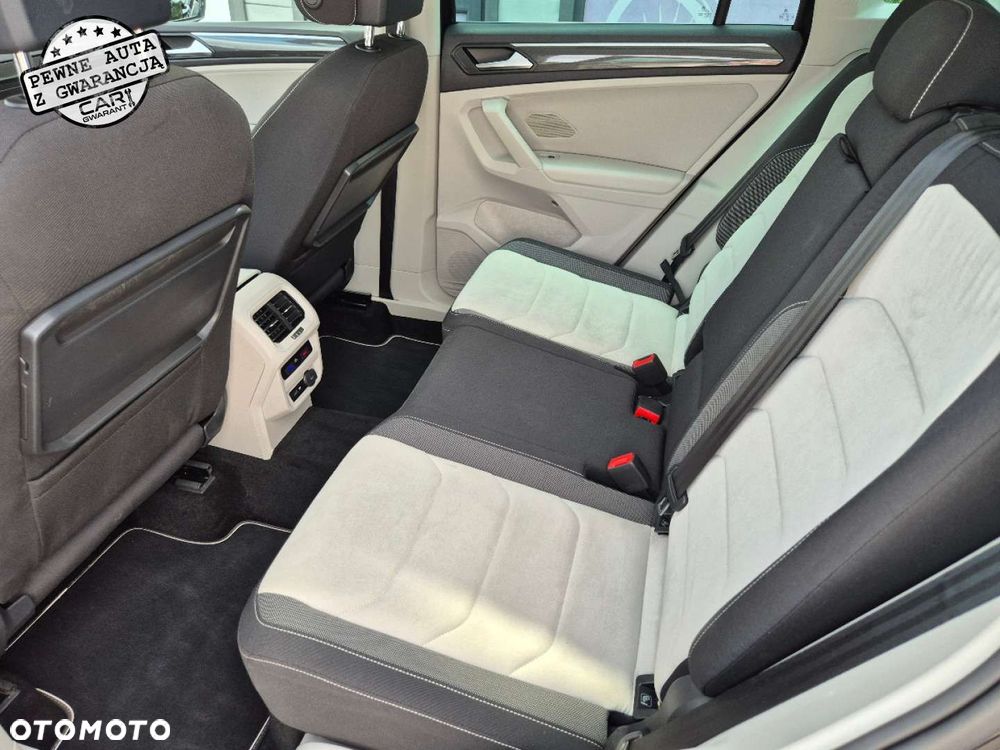 Volkswagen Tiguan - 27