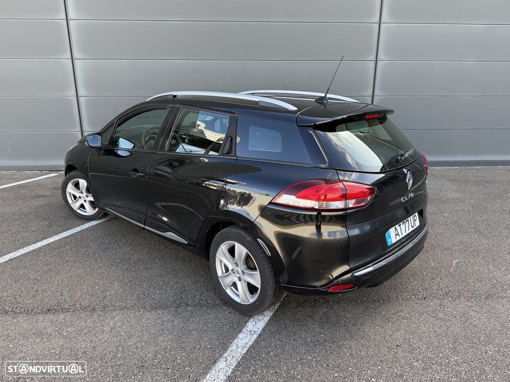 Renault Clio Sport Tourer - 3