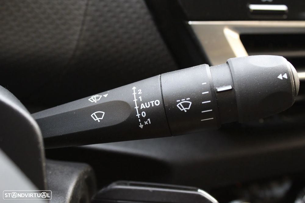 Citroën C4 1.2 PureTech Shine EAT8 - 16