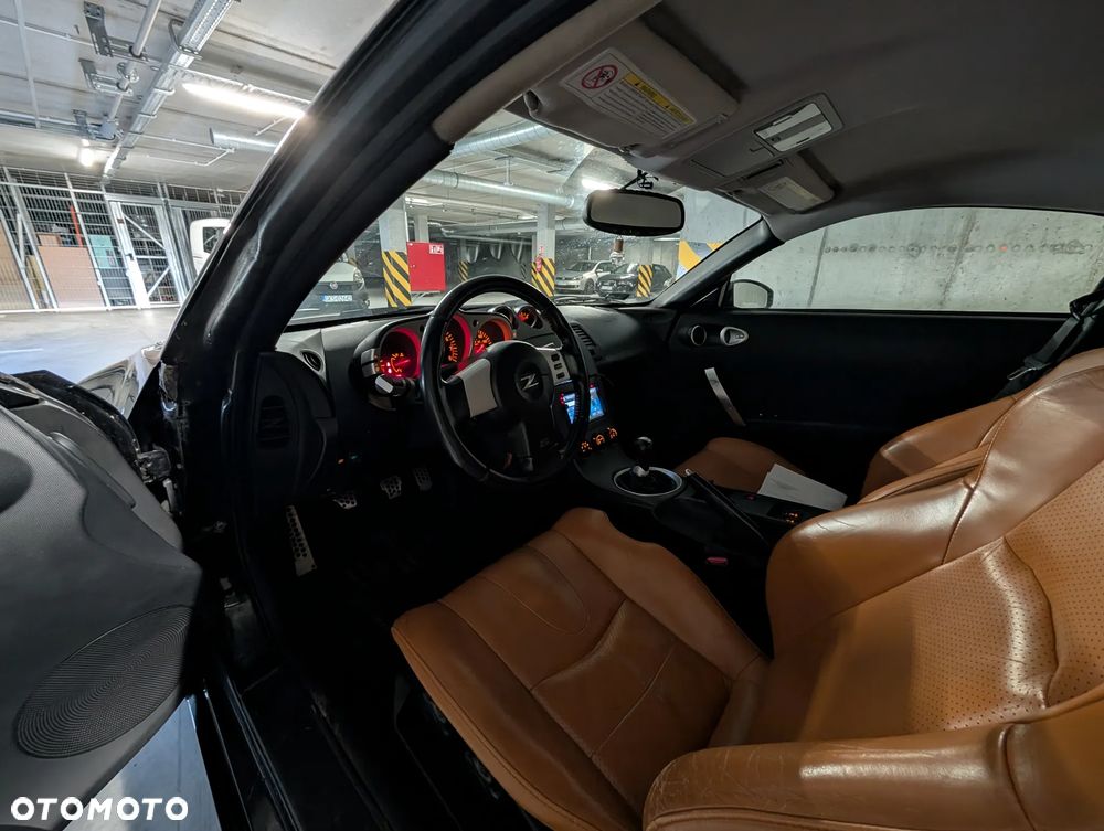 Nissan 350 Z 3.5 V6 - 14