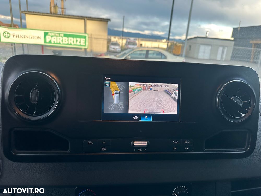Mercedes-Benz SPRINTER - 8