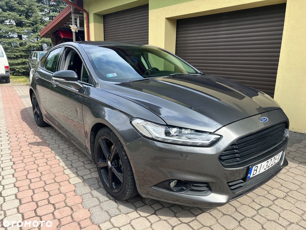 Ford Fusion - 1