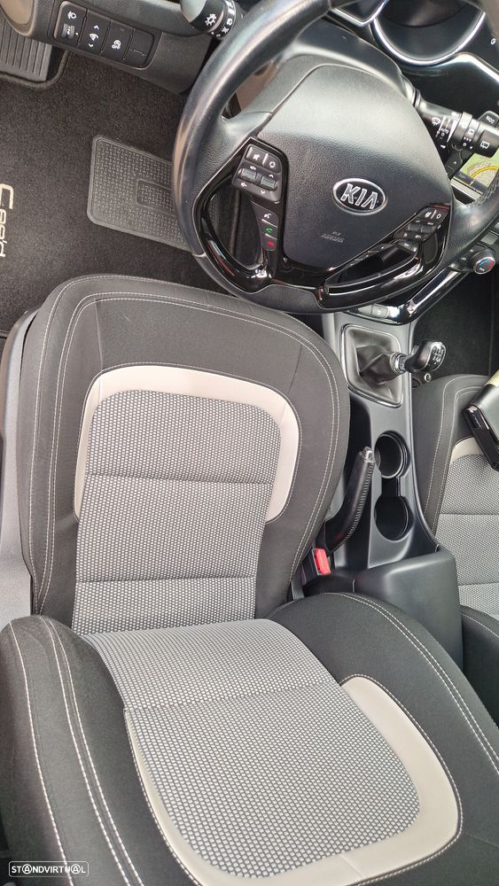 Kia Ceed SW 1.6 CRDi Prime - 11