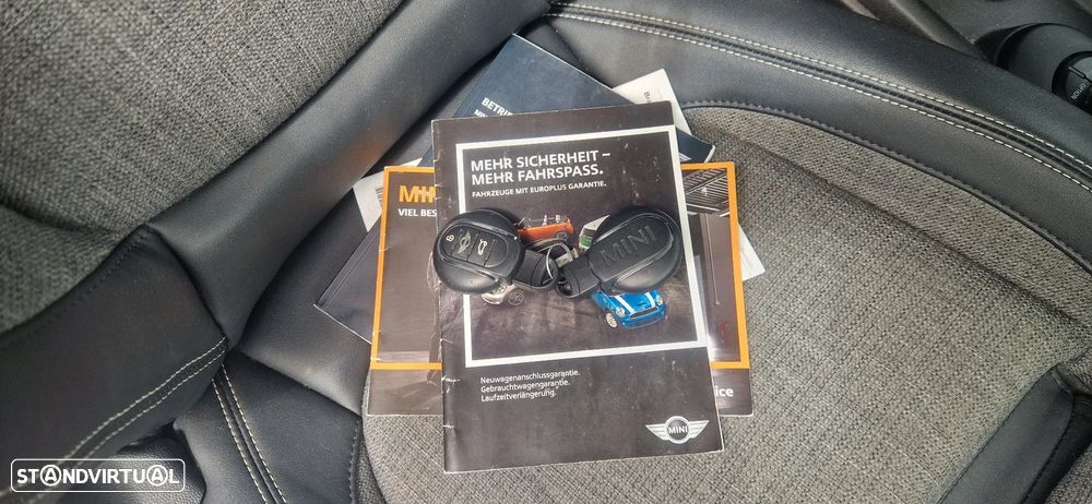 MINI 3 Portas Cooper D 60 Years Chili - 27