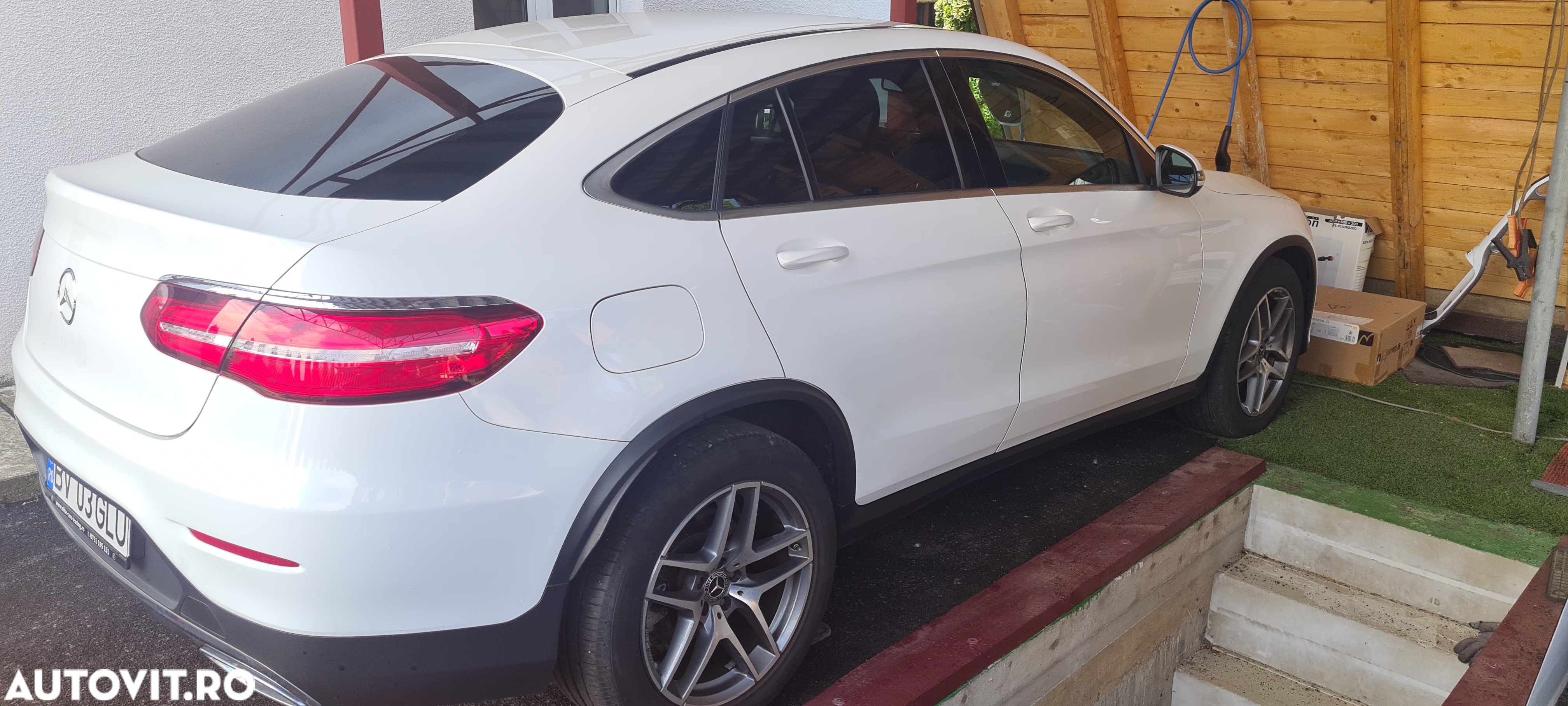 Mercedes-Benz GLC 250 d 4MATIC - 11
