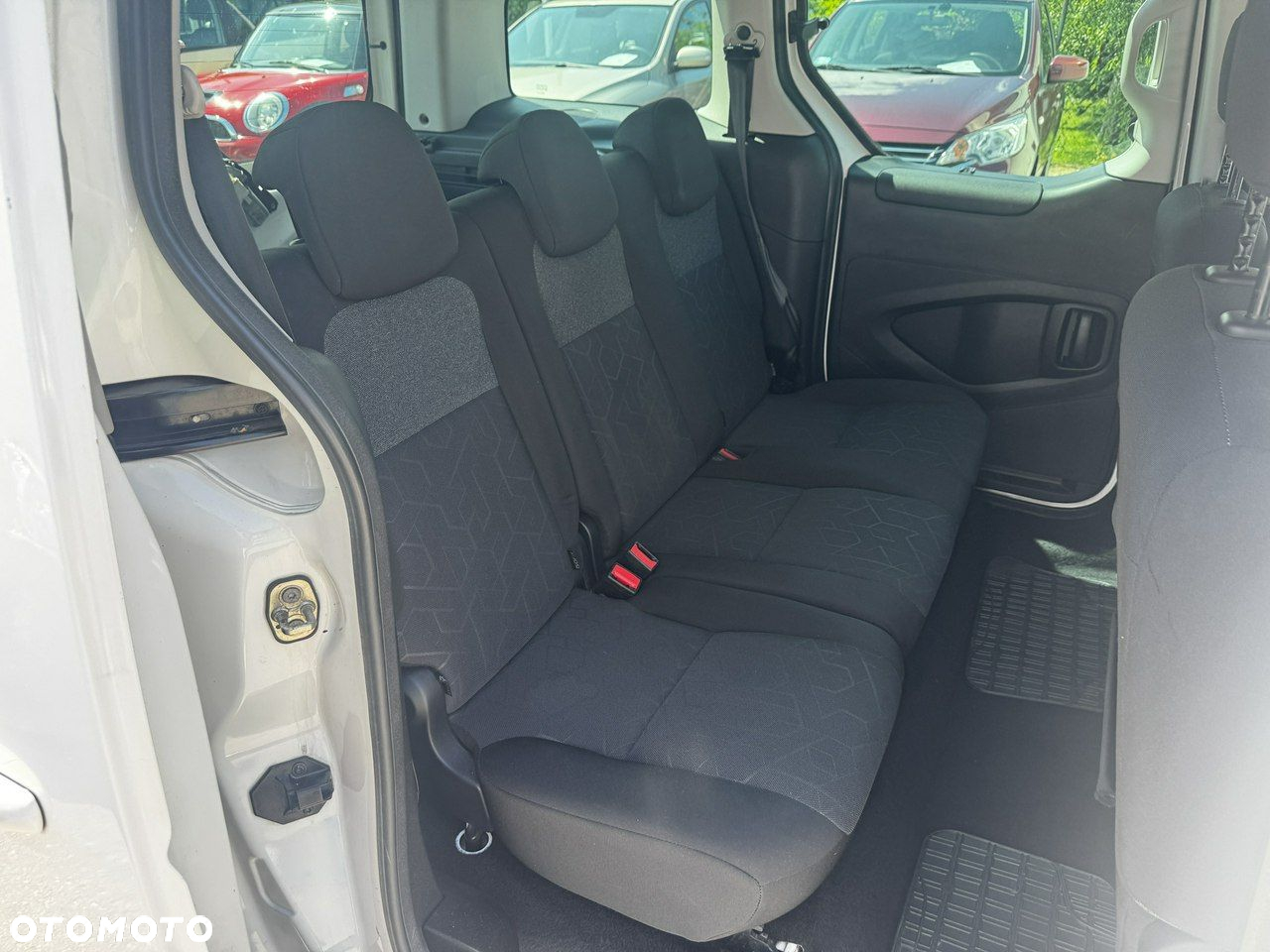 Peugeot Partner 1.6 BlueHDi Outdoor - 9