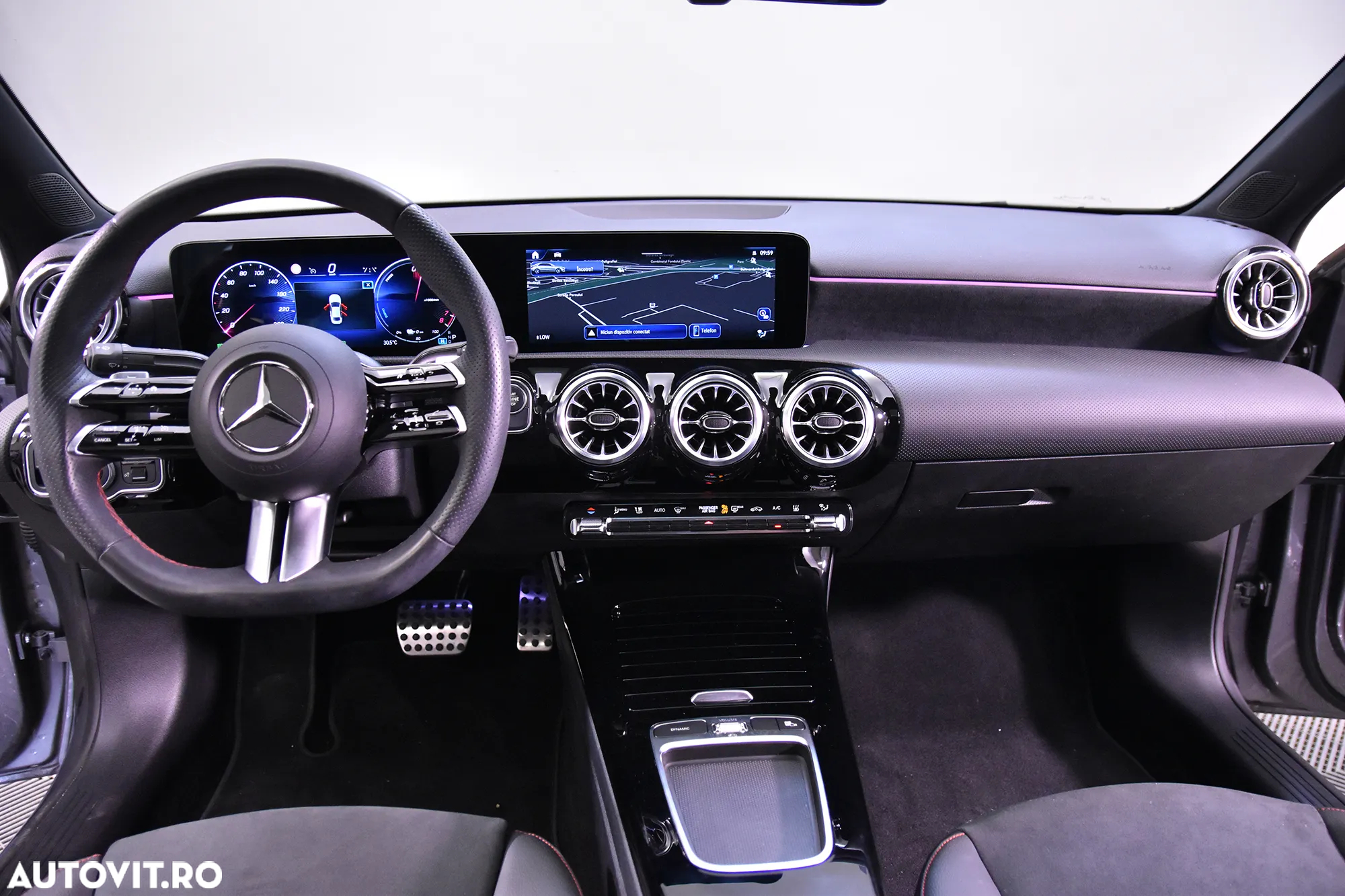 Mercedes-Benz A 250 e 8G-DCT AMG Line - 9