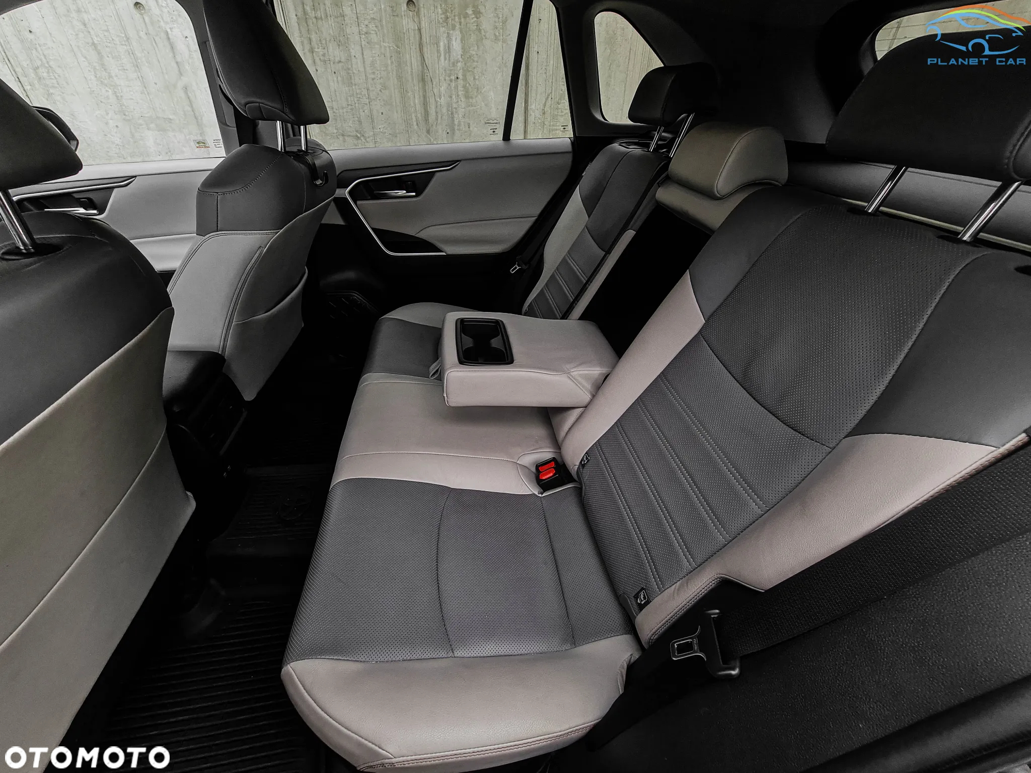 Toyota RAV4 2.5 4x4 Hybrid Black Edition - 19