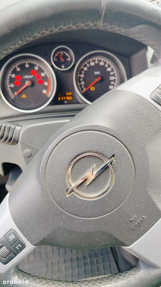 Opel Zafira 1.6 Cosmo - 9