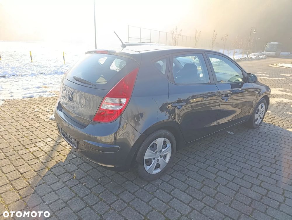 Hyundai i30 1.6 CRDi Classic - 9