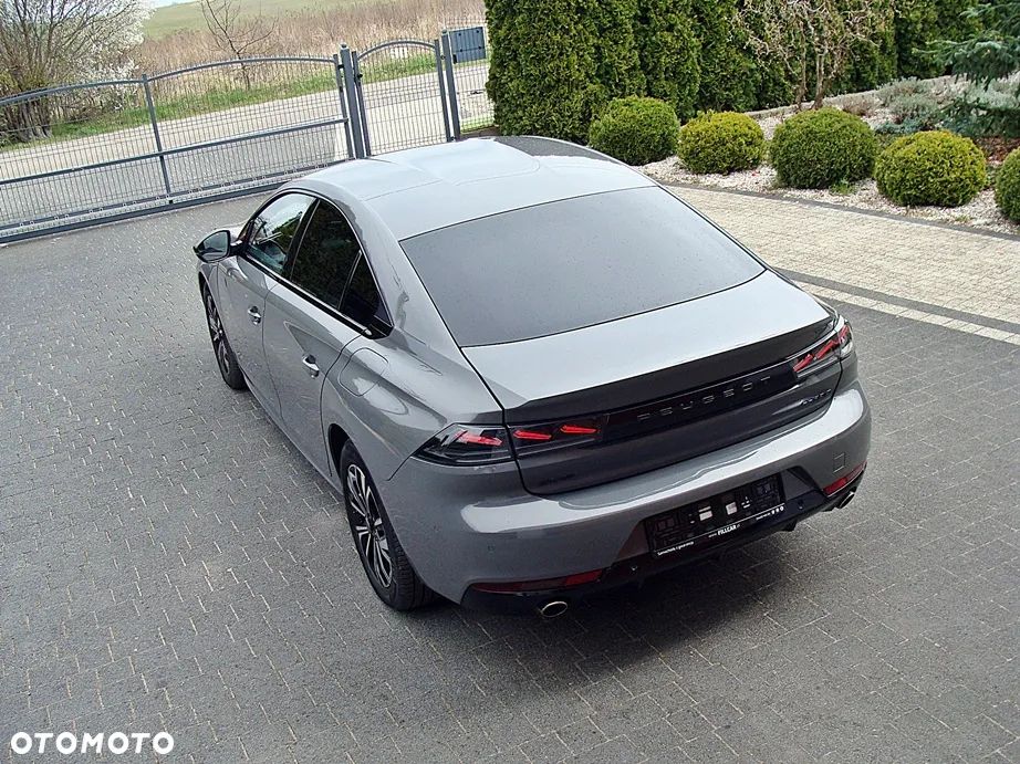 Peugeot 508 PureTech PHEV 225 Allure S&S e-EAT8 - 34