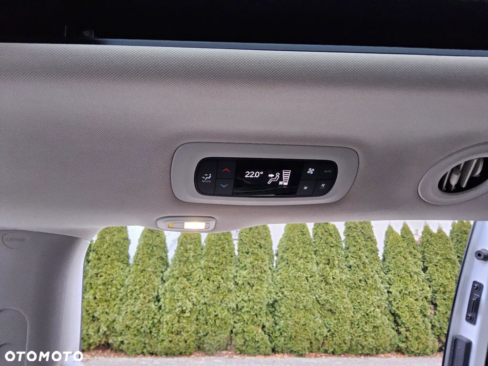Chrysler Pacifica - 13