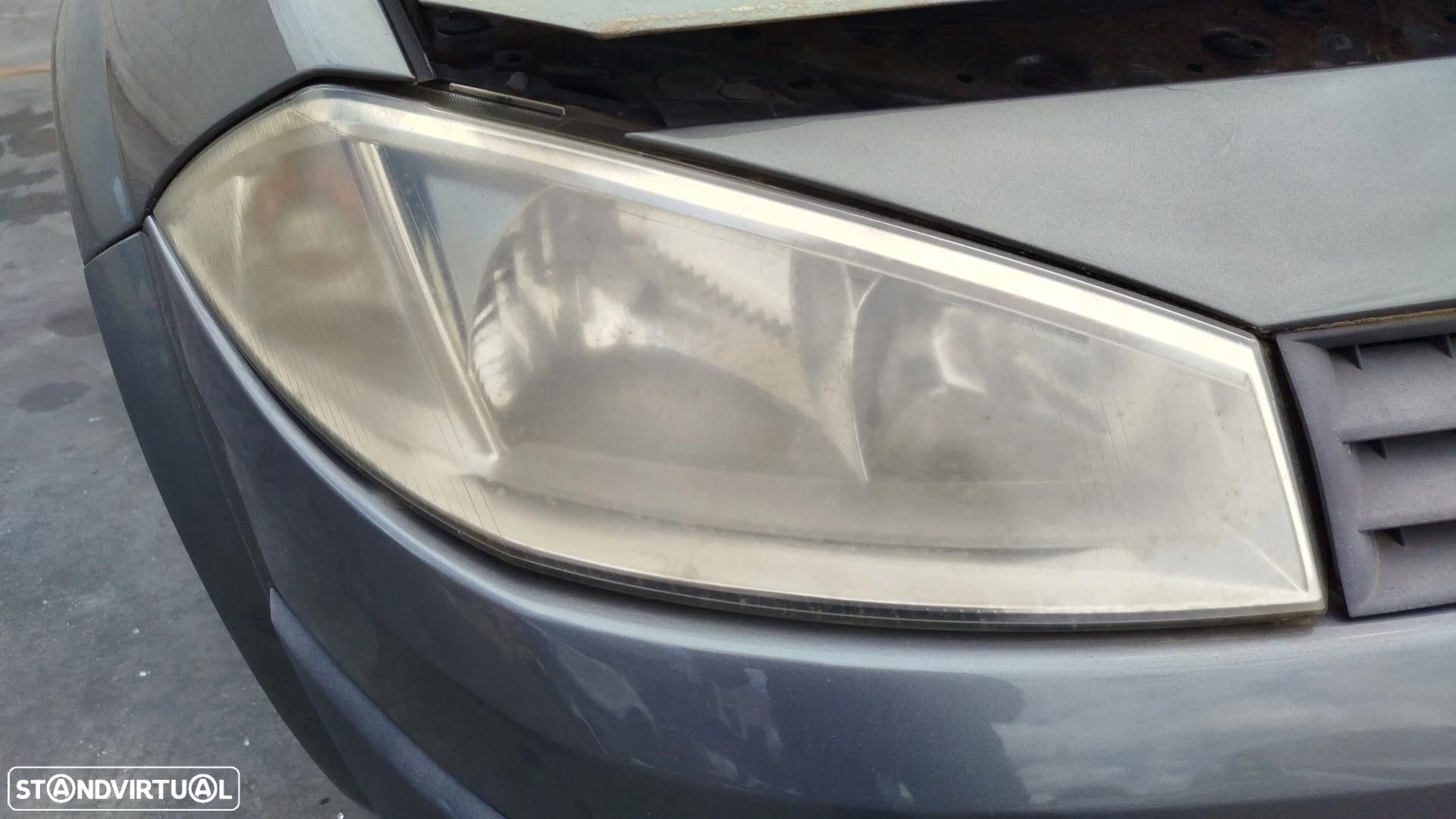 Ótica / farol direita RENAULT Megane II (BM0/1_, CM0/1_) - 1