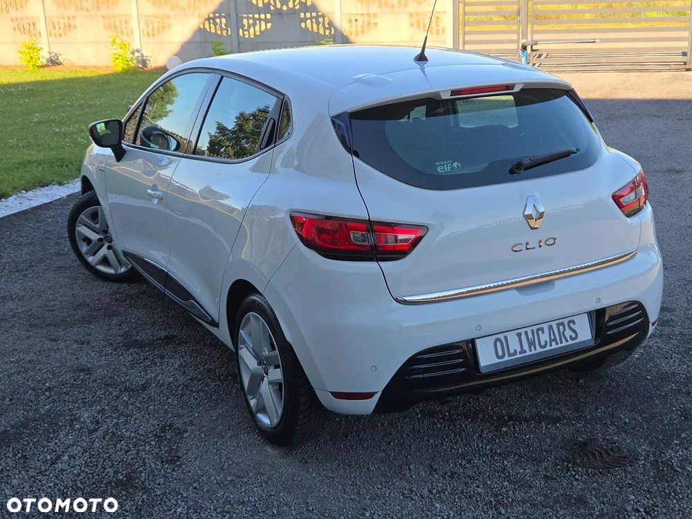 Renault Clio 1.2 16V 75 LIMITED - 4