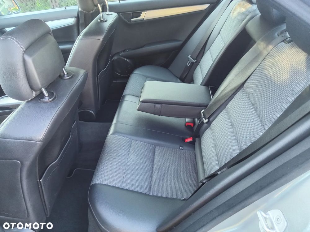 Mercedes-Benz Klasa C - 13