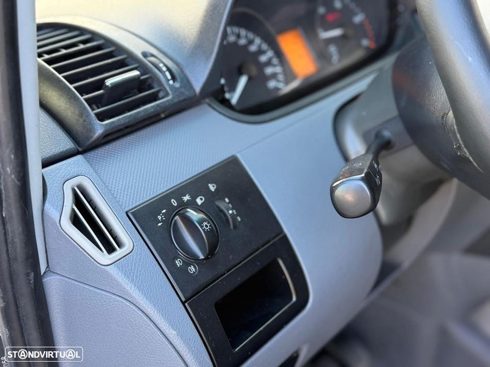 Mercedes-Benz Vito 111 CDi/32 6L - 10