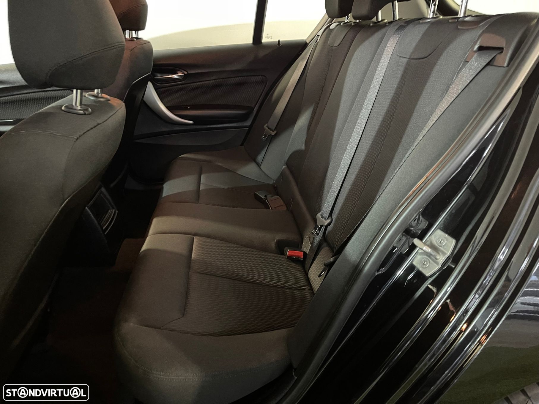 BMW 116 d Advantage - 12