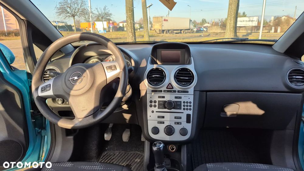 Opel Corsa - 10