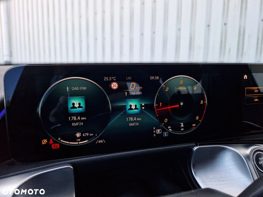 Mercedes-Benz GLB 200 d AMG Line 8G-DCT - 21