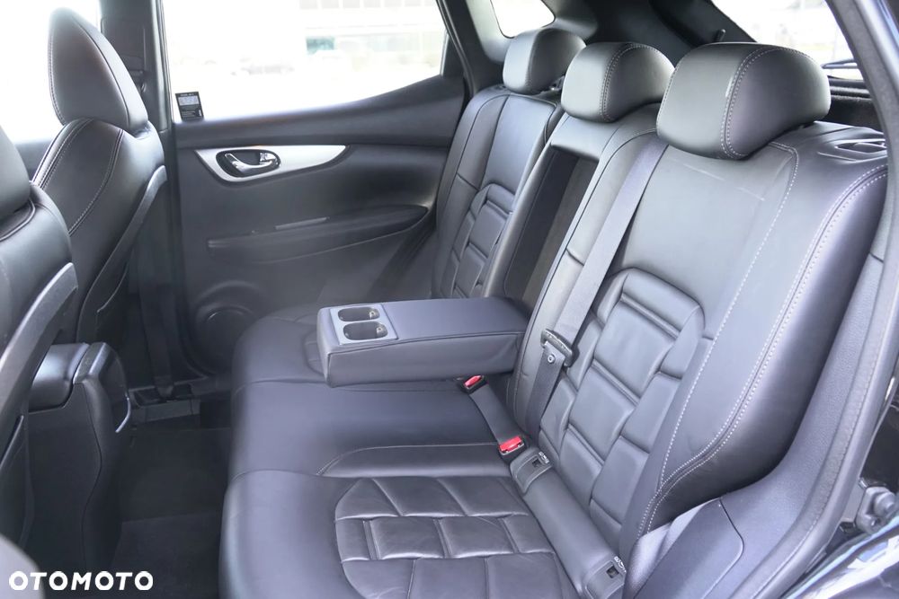 Nissan Qashqai 1.2 DIG-T Tekna+ - 26