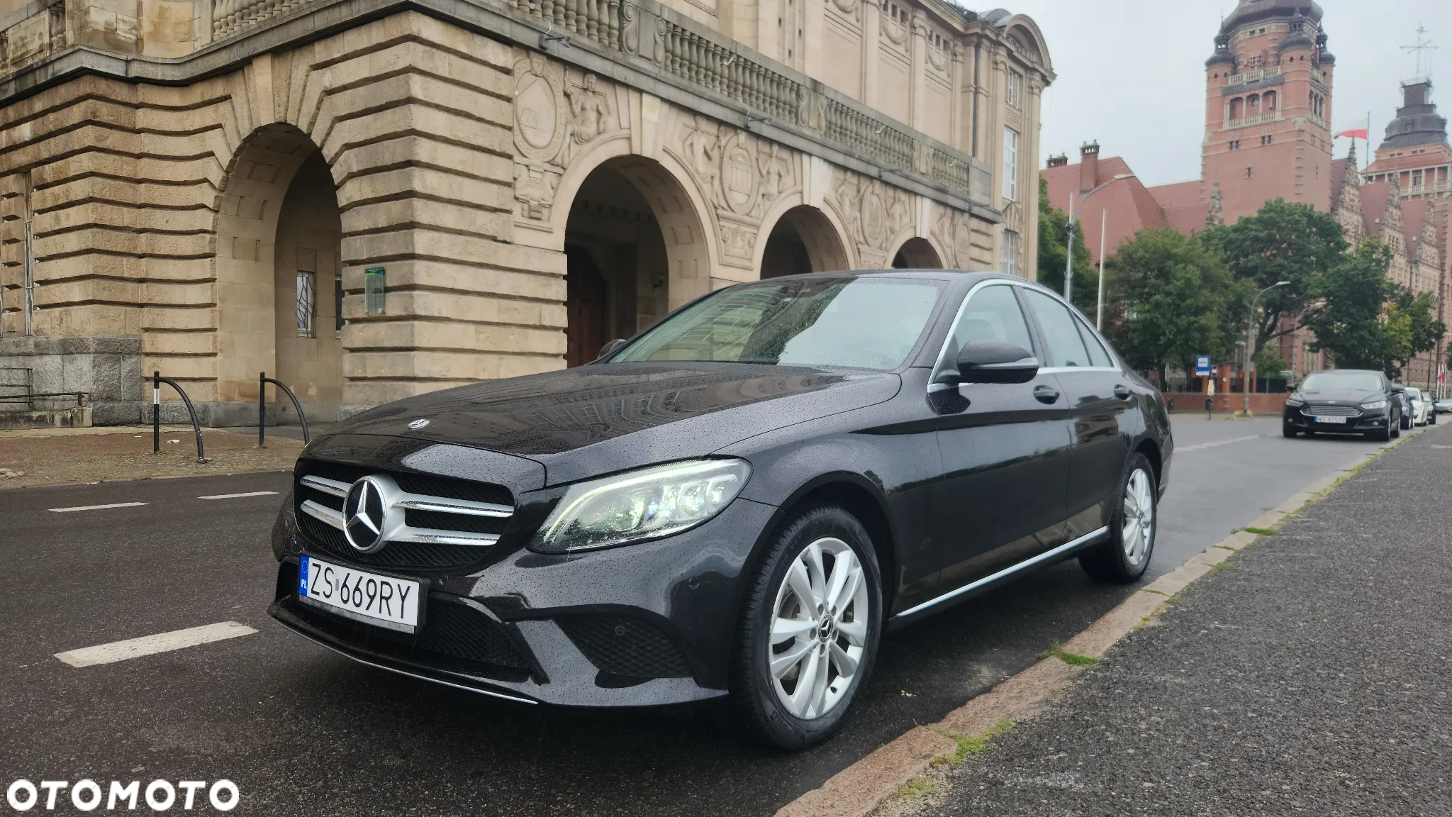 Mercedes-Benz Klasa C 200 4MATIC 9G-TRONIC - 9