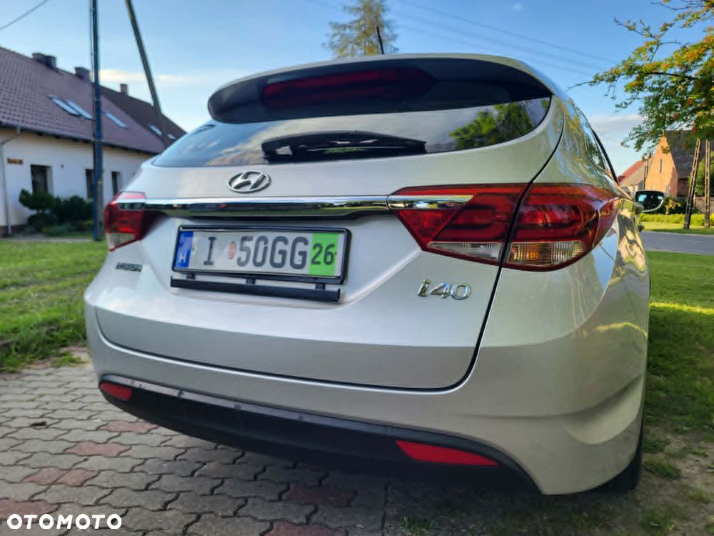 Hyundai i40 Kombi blue 1.6 Classic - 19