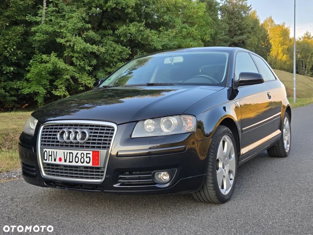 Audi A3 3-drzwiowe 1.6 Attraction - 1