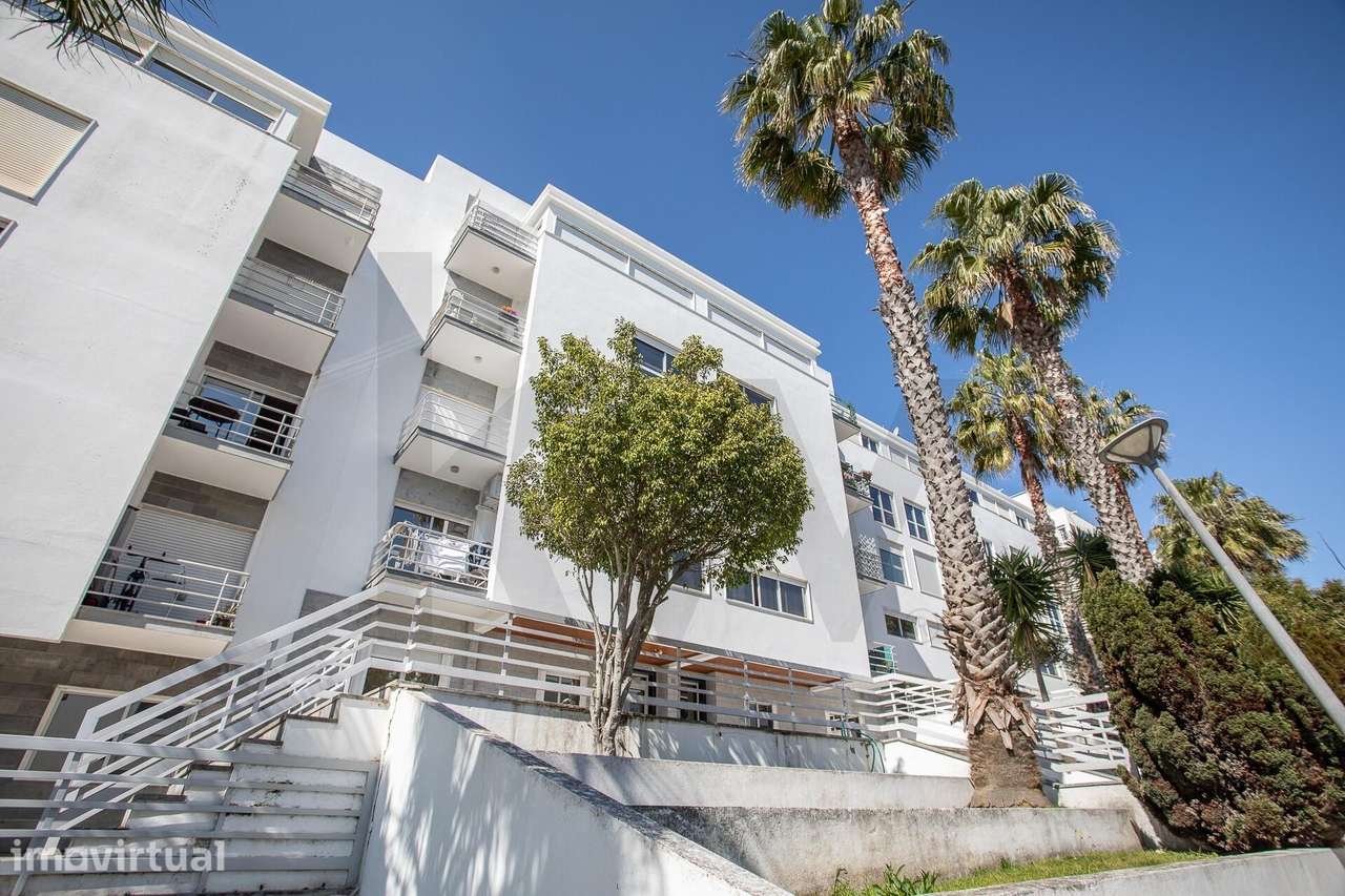 T3 em zona Premium de Paço de Arcos, vista mar, remodelado, garagem, a - Grande imagem: 2/17