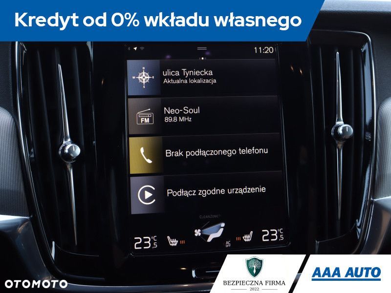 Volvo V90 Cross Country - 13