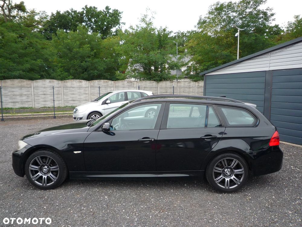 BMW Seria 3 325i xDrive - 5