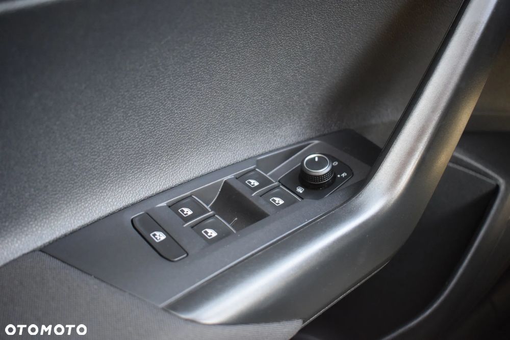 Volkswagen Polo 1.0 TSI DSG Comfortline - 11