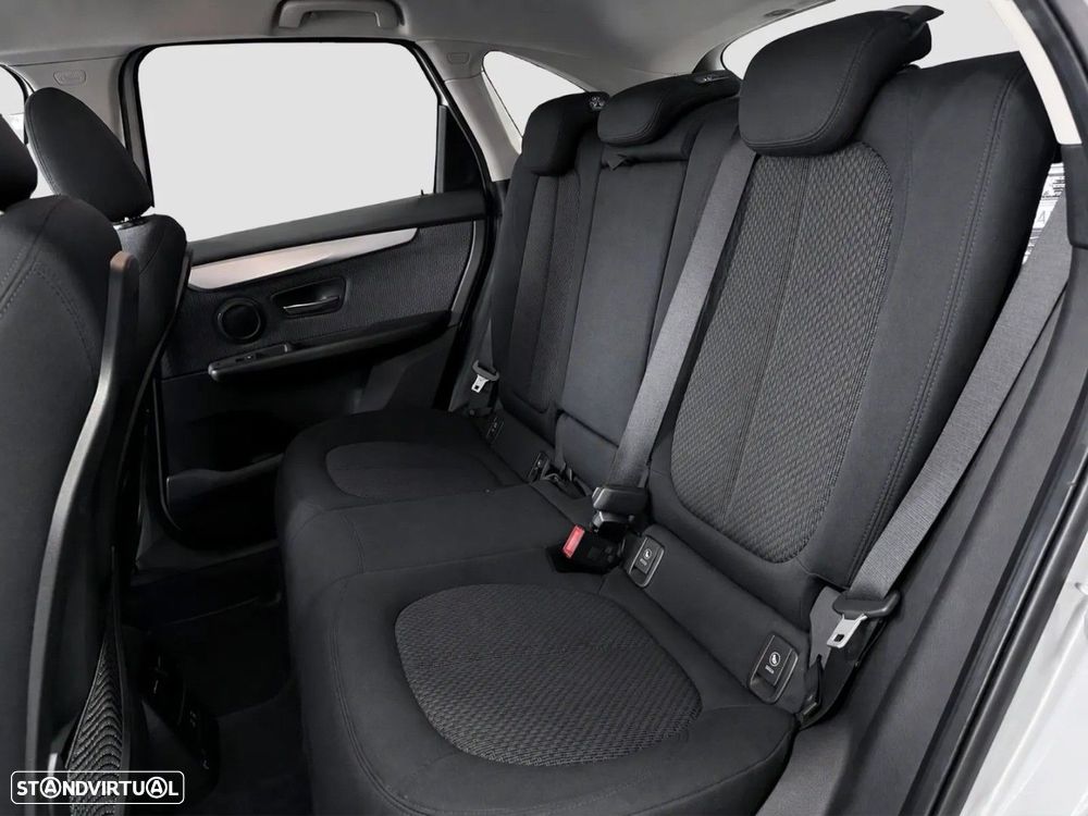 BMW 225xe Active Tourer Advantage - 13