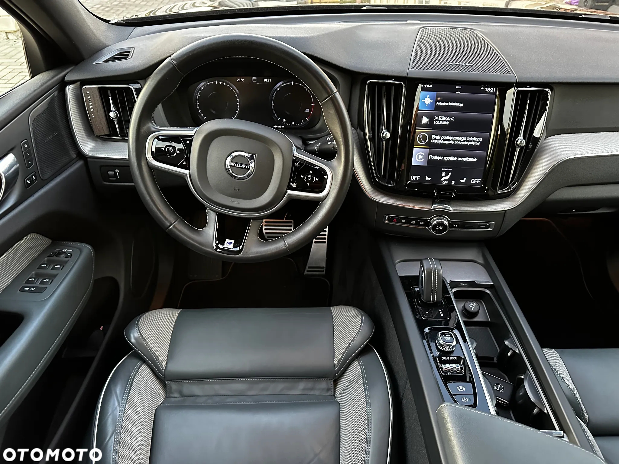 Volvo XC 60 B4 D AWD R-Design - 12
