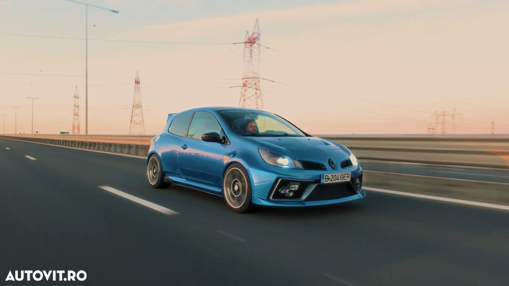 Renault Clio III 2.0 16V Sport - 1