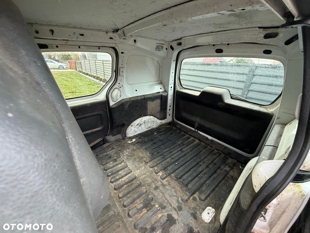 Peugeot Partner - 11