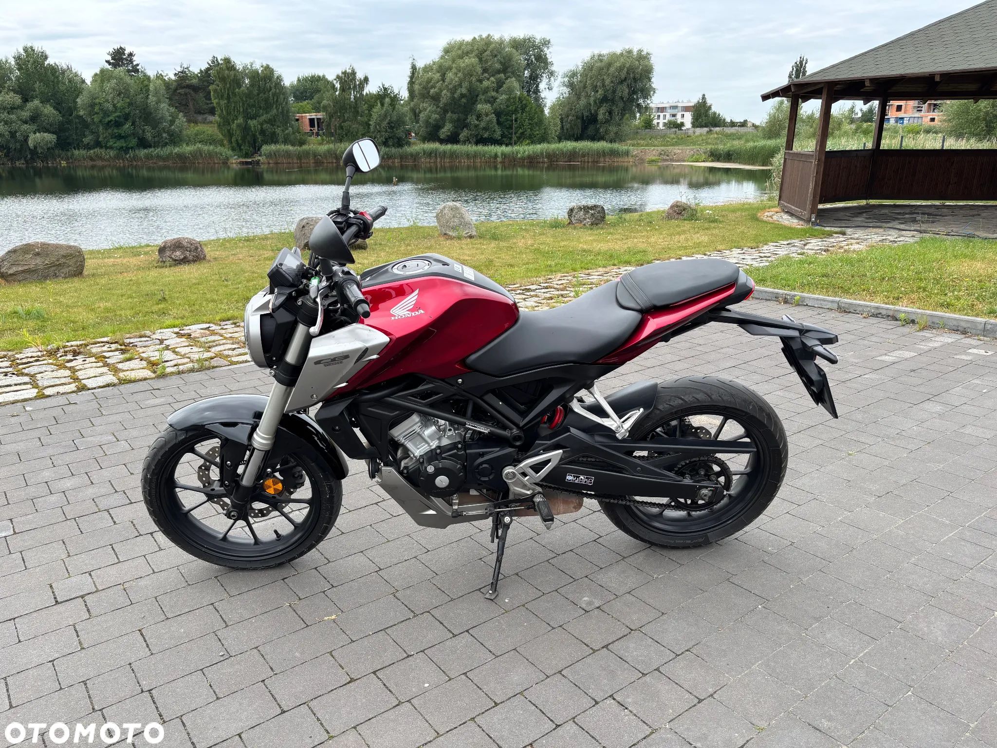 Honda CB - 1