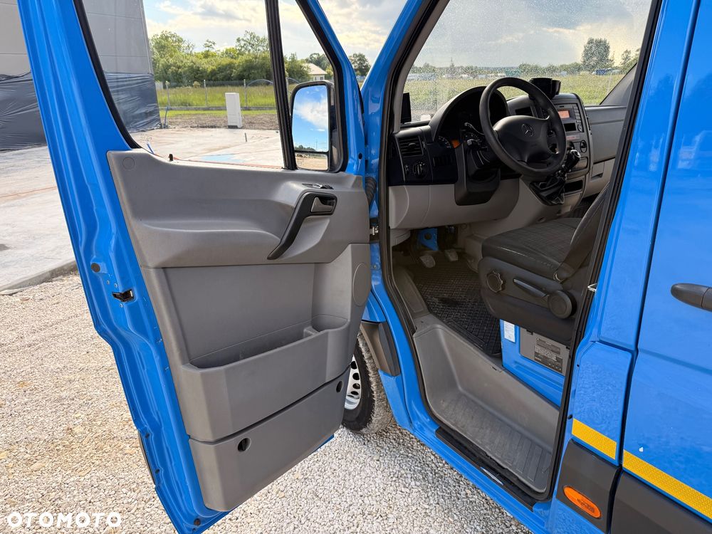 Mercedes-Benz Sprinter L2H2 - 16
